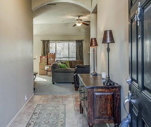 4th image of 2505 Woodhaven Dr