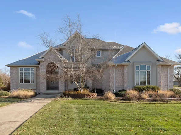 8991 Willow Ln, Saint John, IN 46373