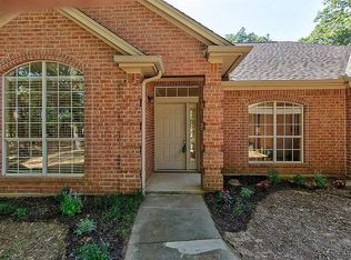 5734 Victor Ln, Fort Worth, TX 76140