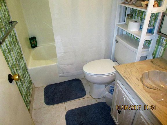 5th image of 1258 NE 14th Ct #9