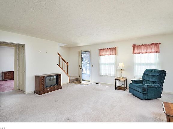 5th image of 3333 Brookside Ln