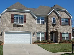 2525 Twinberry Ln, Waxhaw, NC 28173