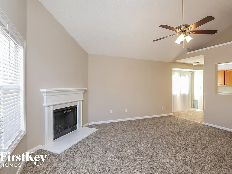173 Patterson Close Ct — Photo 3