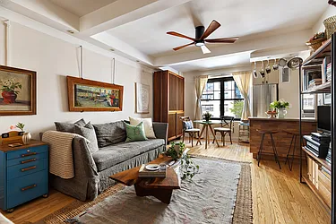 200 East 16th Street, #5LM