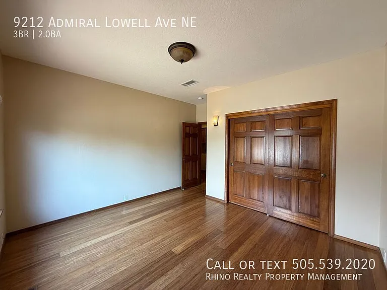 9212 Admiral Lowell Ave NE — Photo 14