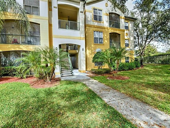 2nd image of 11480 Villa Grand APT 108