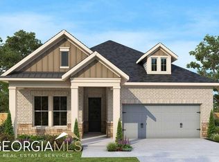 6811 Welcome Rd, Flowery Branch, GA 30542