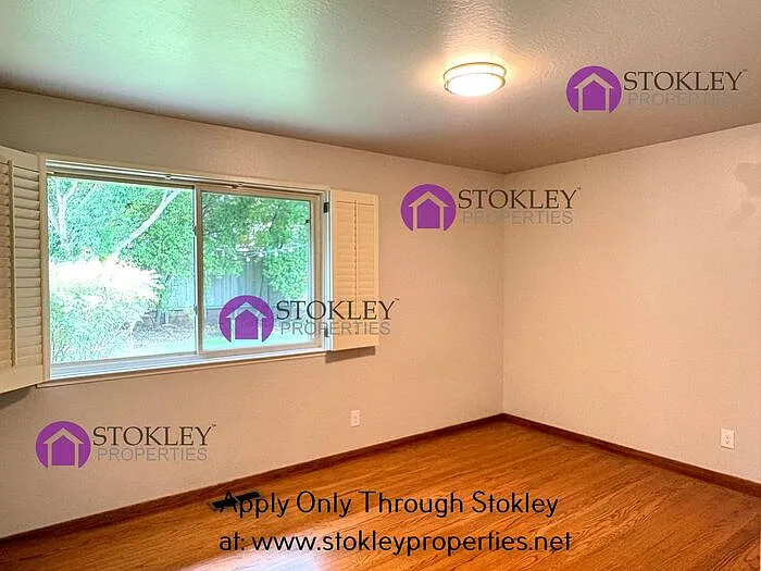 527 McBride Dr — Photo 9