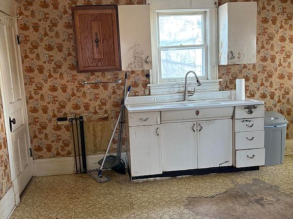 5th image of 514 Prairie Ave
