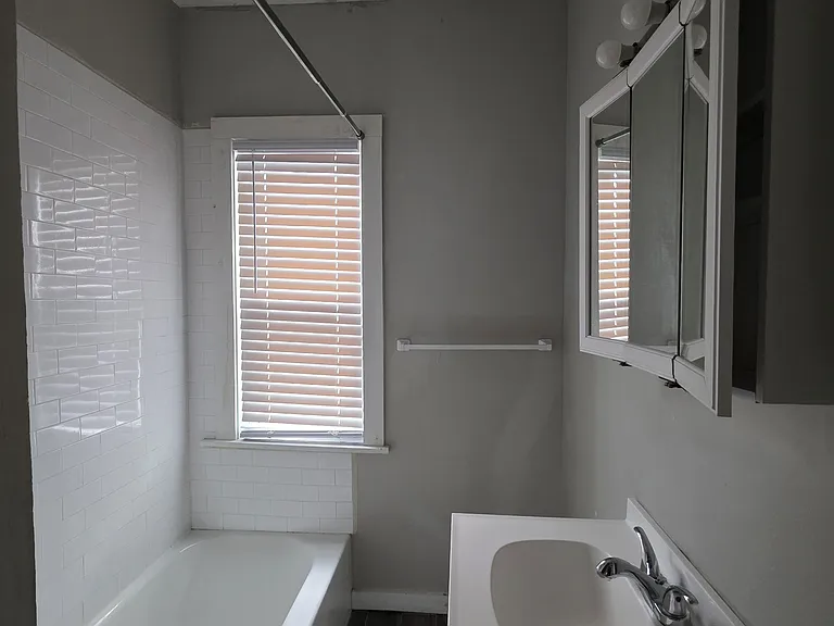 722 Winchester Ave #C — Photo 10