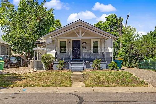 4205 S Lincoln St Photo 1