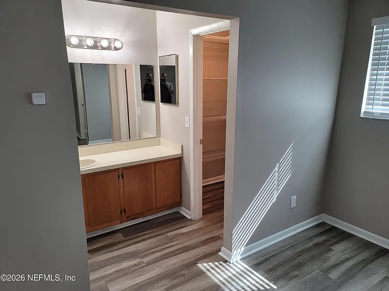 5553 Greatpine Ln S — Photo 17