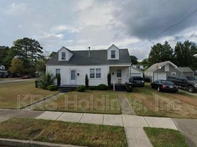 4544 Bankhead Ave, Norfolk, VA