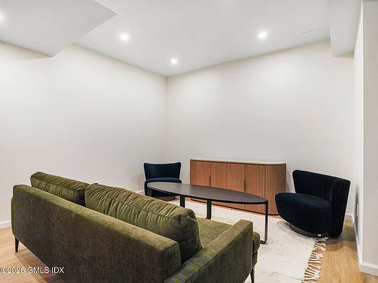 147 Holly Hill Ln #2 — Photo 22