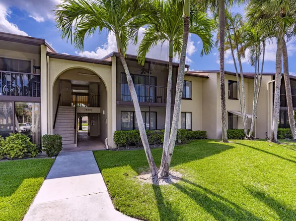 610 Sea Pine Way #B2, Greenacres, FL 33415