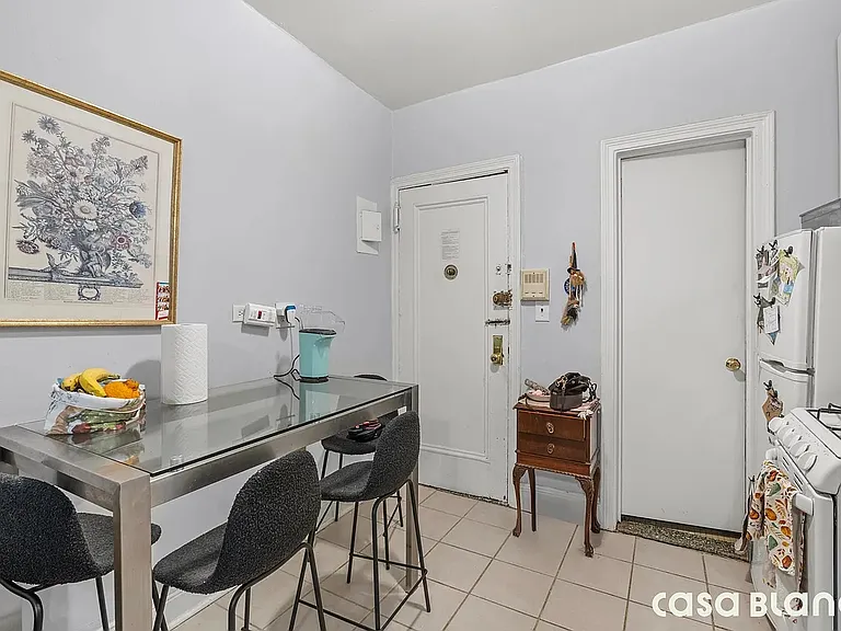 211 E 88th St #2C — Photo 5