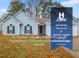 200 Wagon Wheel Dr, Rex, GA 30273