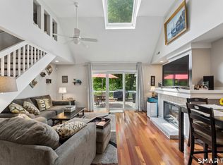 Woodbury Place, Woodbury, CT 06798