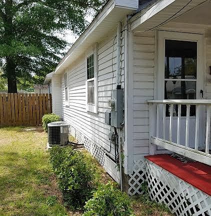 3rd image of 1303 N 6th Ave