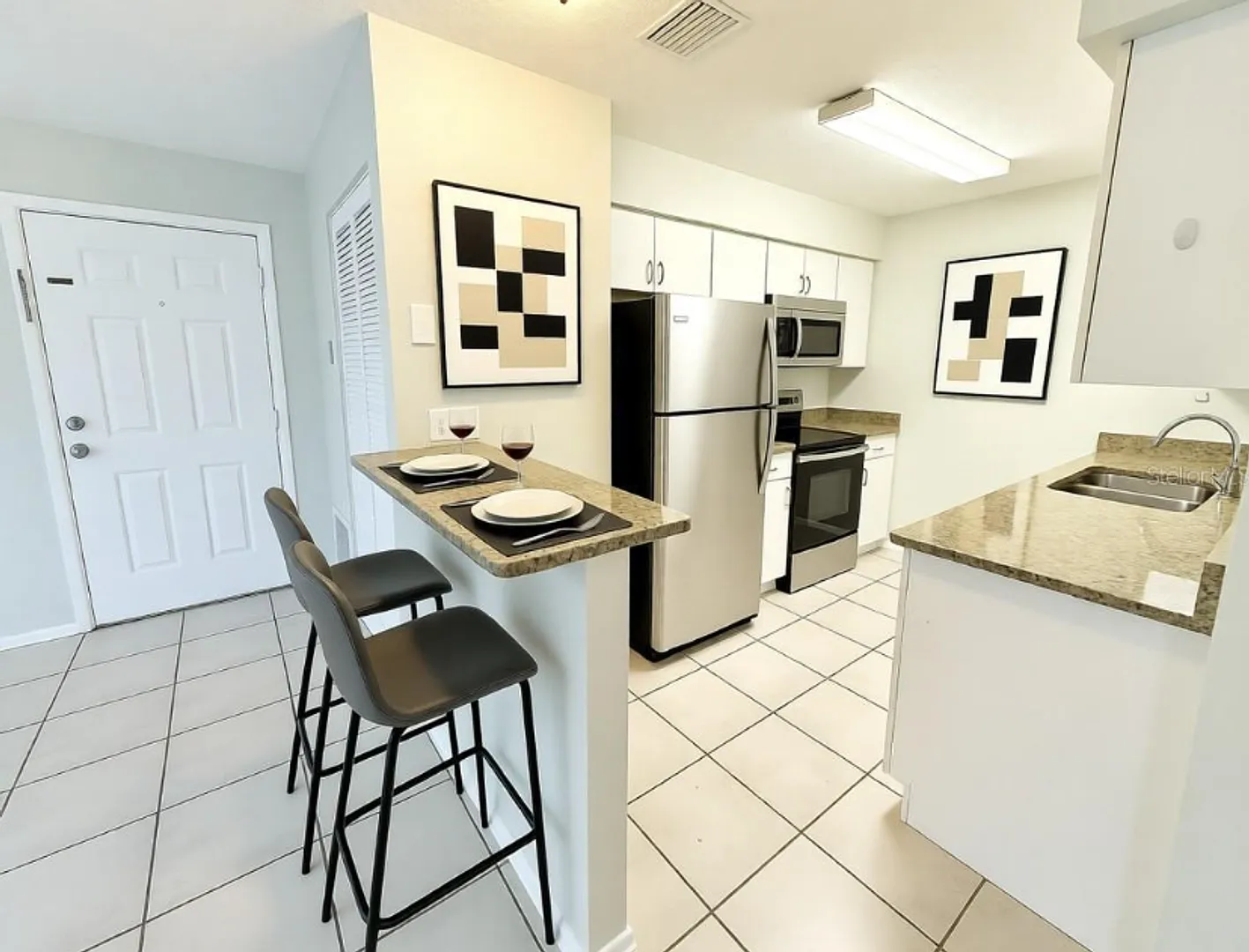Lemon Landing LLC — Photo 4