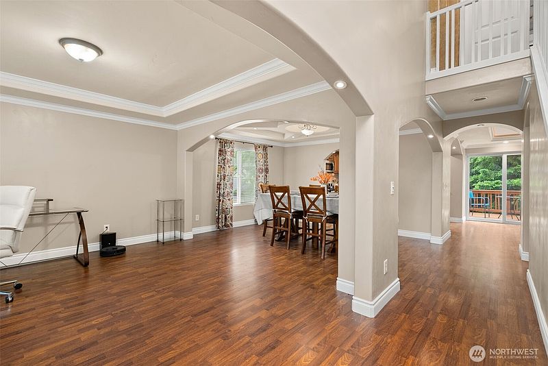 5th image of 25054 235th Court SE