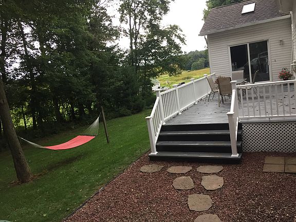 4th image of 2 Oakmont Cir