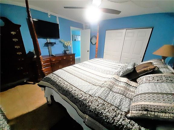 4th image of 18610 Gulf Blvd APT 109
