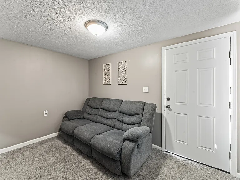 343 Cambridge St — Photo 8