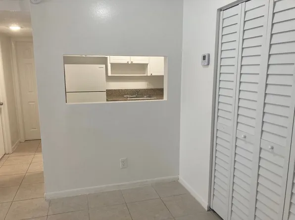 5875 SW 41 St, 5875 SW 41st St #D5, Fort Lauderdale, FL 33314