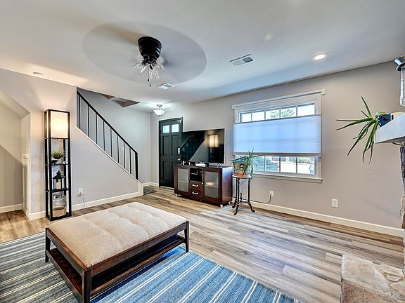 5th image of 6759 Curtis Way