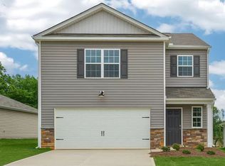 135 Palm Dr, Sanford, NC 27332