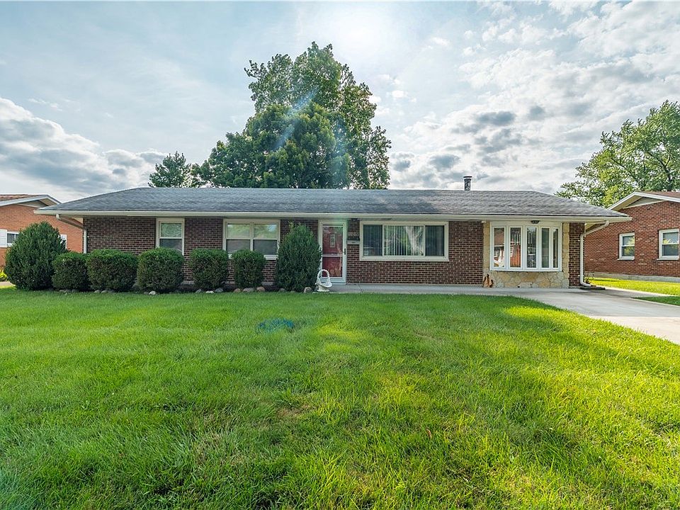 1st image of 305 Lang Ct