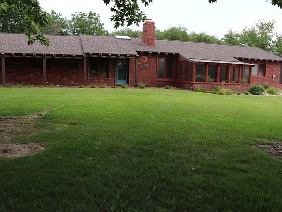 5th image of 10204 W Country Club Dr