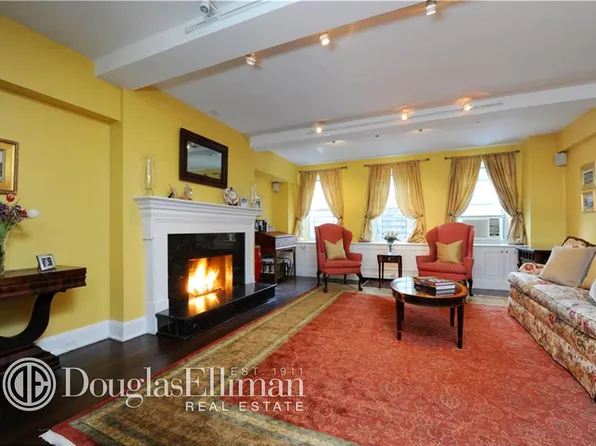 434 East 52nd Street image 1 of 5