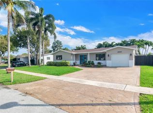 11510 NW 19th Ct, Hollywood, FL 33026