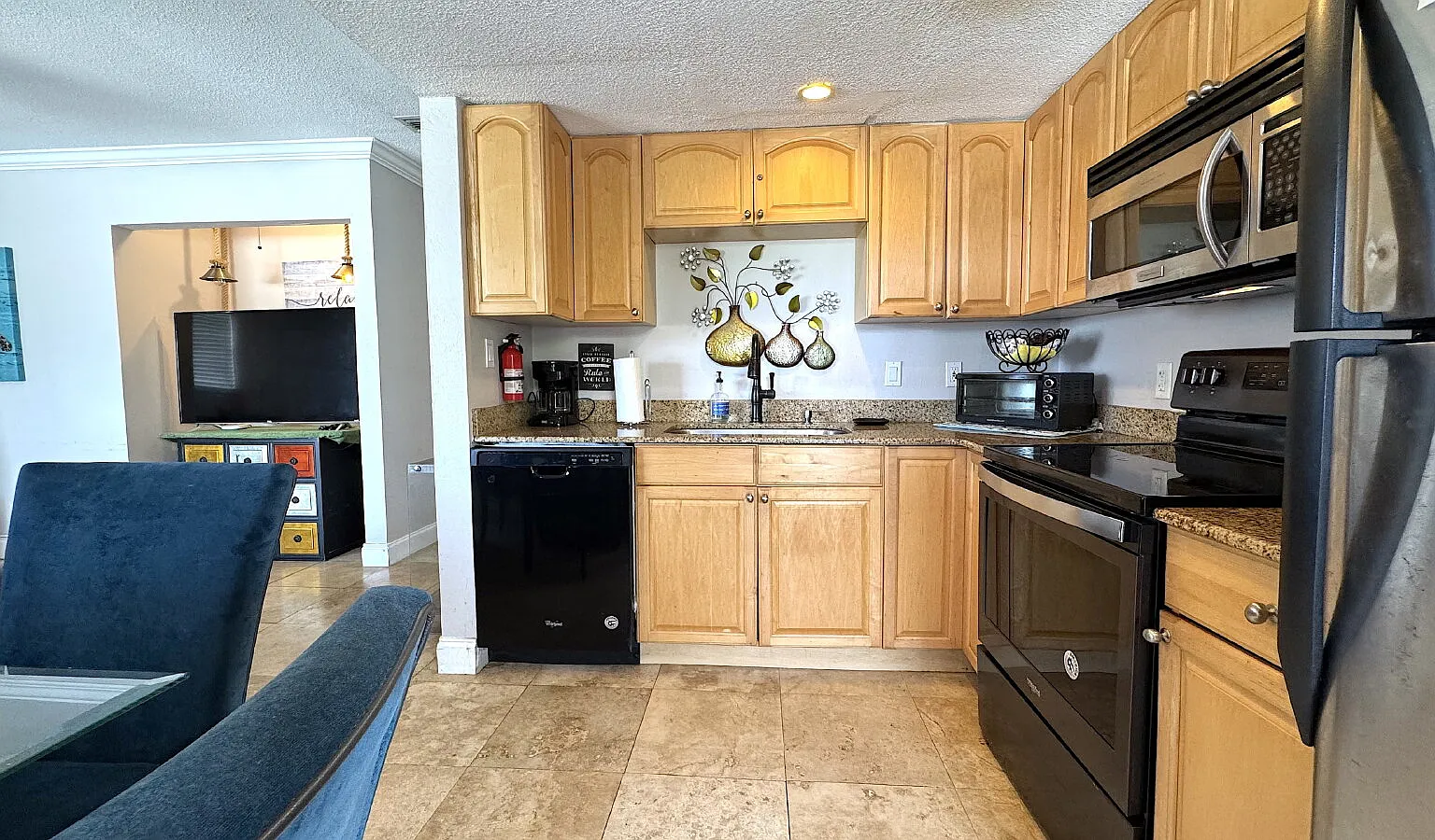 2 bed, 750 sqft, $1,500 — Photo 2