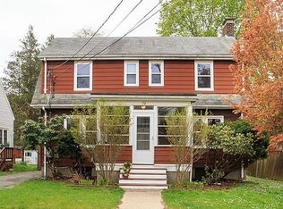 16 Chaske Ave, Newton, MA 02466
