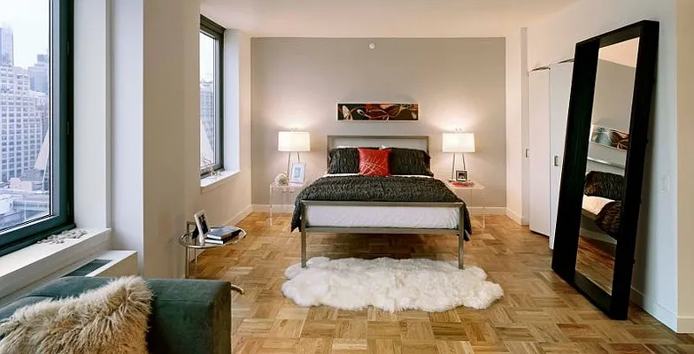 Rented by Clinton Management | media 2