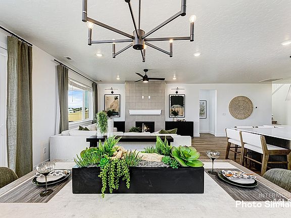 6th image of this home