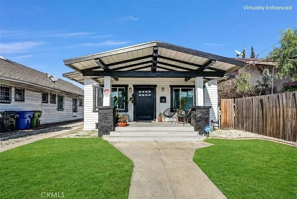3 bed, 1225 sqft, $3,500 — Photo 1
