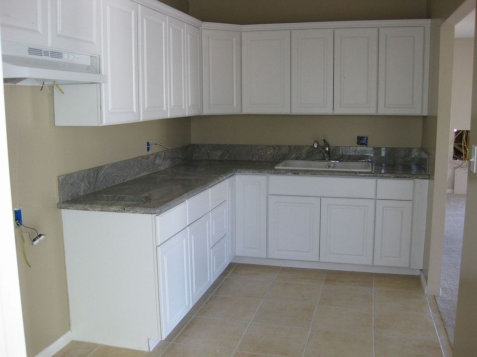 2nd image of 6104 Buell St