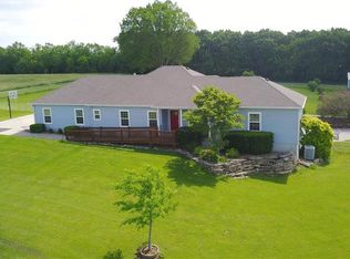 22103 S Walnut Bluff Rd, Pleasant Hill, MO 64080