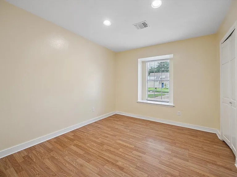 14311 Overbrook Ln — Photo 13