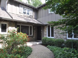 1150 W River Ct, River Hills, WI 53217