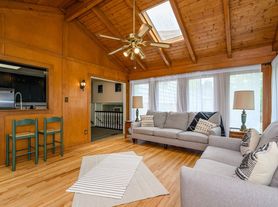 2431 Weatherford Ct, Marietta, GA