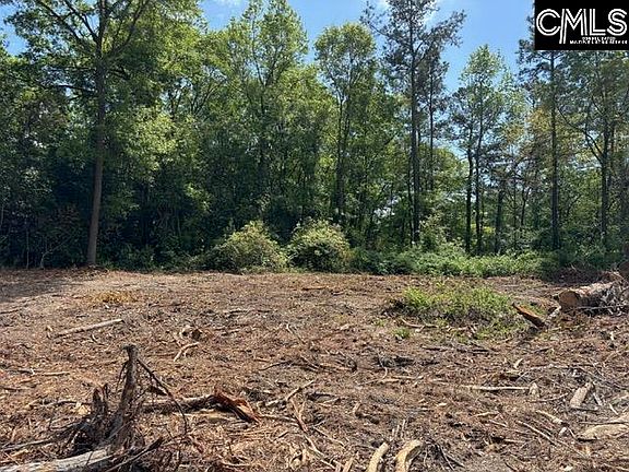 2nd image of 2450 Alpine Rd