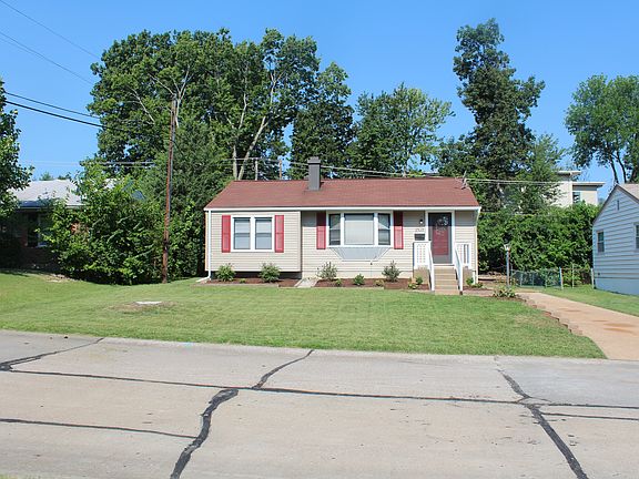 2nd image of 8545 Palmetto Dr