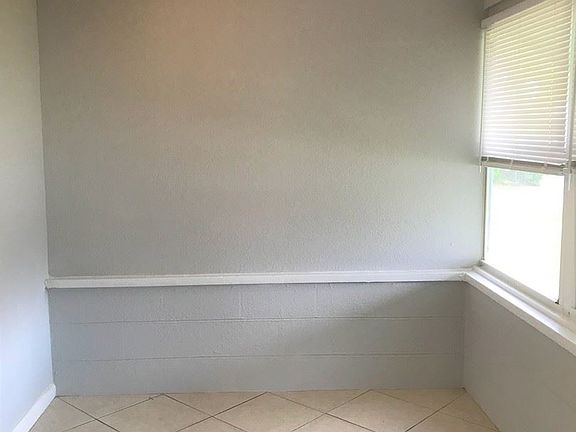 3rd image of 1645 13th Ave S