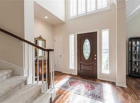 5th image of 10018 Planters Woods Dr