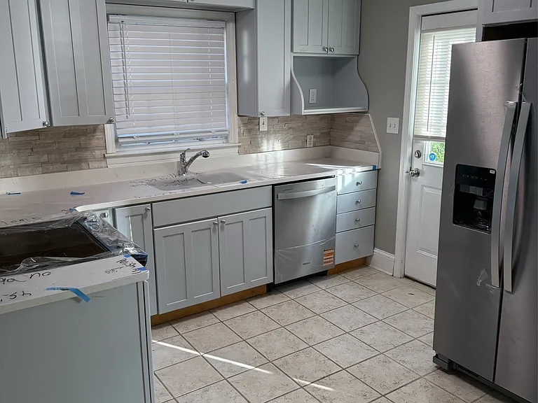 2039 Wilhelmina Ave — Photo 4